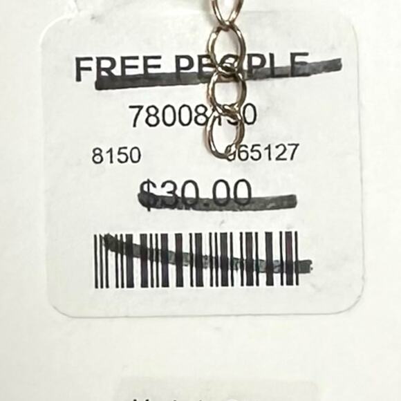 Free People Adele Hand Chain in Gold Onyx NWT Bohemian Bracelet Ring OS - Picture 7 of 10